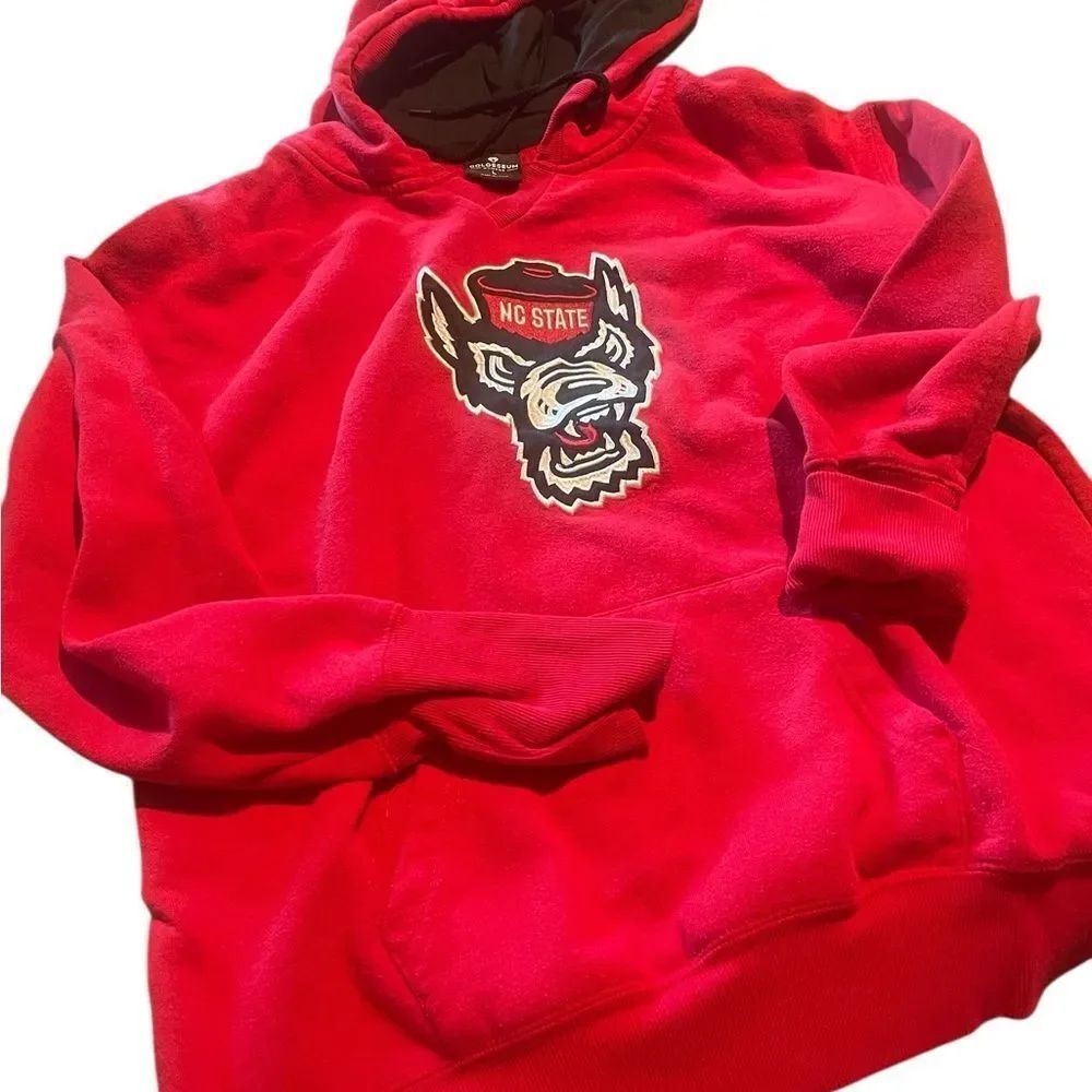 Colosseum ladies Red NC State hoodie size large excellent